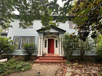 23 Vance Crescent Street sold home in West Asheville Estates, Asheville, NC