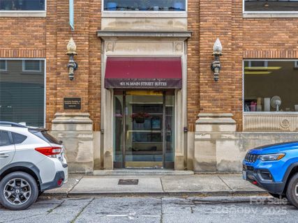 401 N Main Street