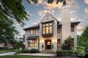 1728 Shadow Forest Drive sold home in Matthews, SC