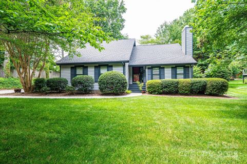 3221 5th Street Court sold home in Belle Terra, Hickory, NC