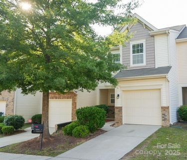 14411 Glendon Hall Lane sold home in Mallard Lake, Charlotte, NC