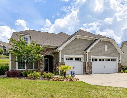 8035 Pastime Lane sold home in Summerhouse At Paddlers Cove, Clover, SC