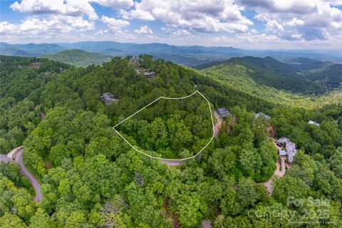 152 Skycliff Drive sold home in Wildcat Cliffs, Asheville, NC