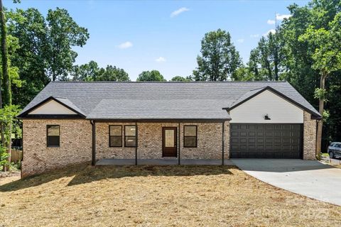 5526 Brookwood Lane sold home in Woodridge, Hickory, NC