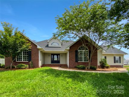 4550 Briarcreek Road sold home in Quail Creek, Maiden, NC