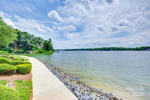 14053 Queens Harbor Road