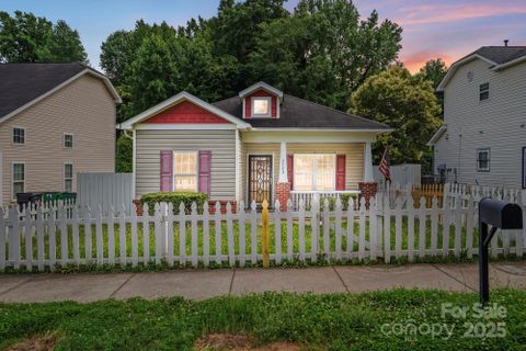 2723 Craddock Avenue sold home in Mayfair, Charlotte, NC