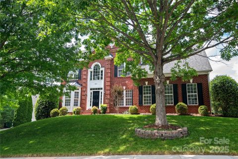 6803 Augustine Way sold home in Canterbury Place, Charlotte, NC