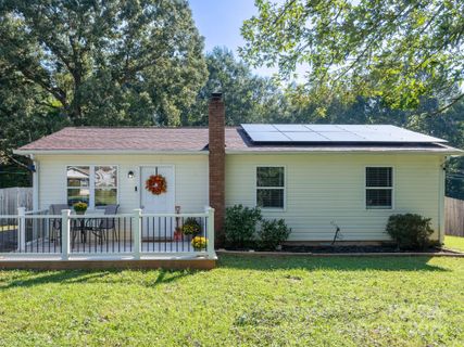 327 Downing Street sold home in Inglewood, Troutman, NC