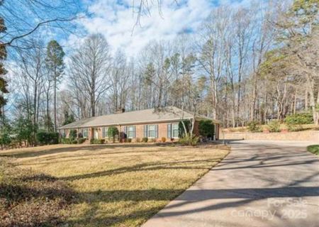 2914 Simmon Tree Road
