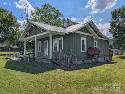 251 Westwood Circle sold home in Grimball Park, Waynesville, NC