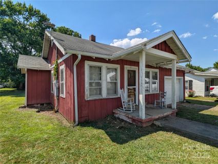 261 Westwood Circle sold home in Grimball Park, Waynesville, NC