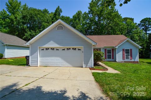 676 Rebecca Jane Drive sold home in Foxmoor, Mooresville, NC