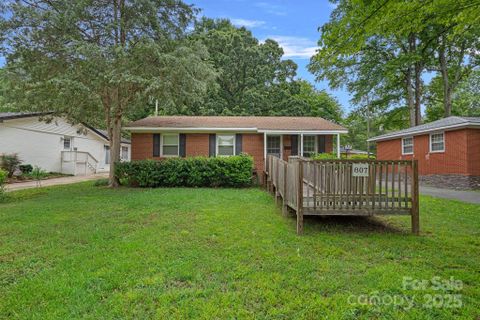 807 Claremont Road