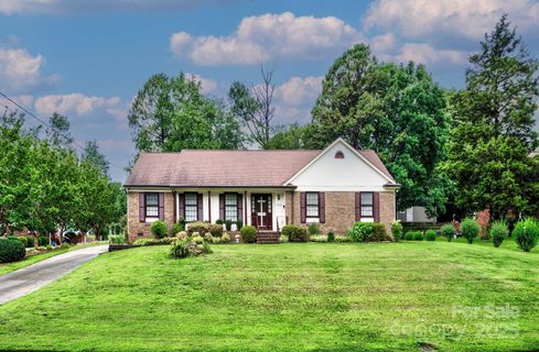 1658 Buckingham Avenue sold home in Kingswood, Gastonia, NC