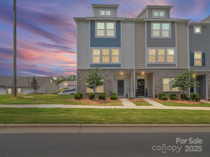 8332 Waxhaw Highway sold home in Main Street Station, Waxhaw, NC