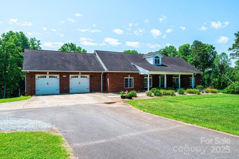 4010 Carlton Drive sold home in Charlotta Court, Claremont, NC