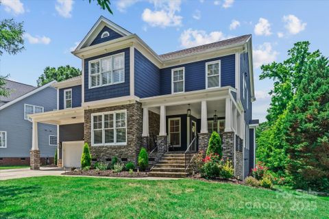 615 N Oak Drive