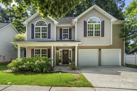 19010 Oakhurst Boulevard sold home in Glenridge, Cornelius, NC
