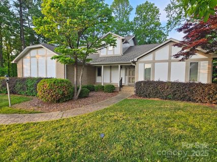 1072 Country Club Drive sold home in Club Estates, Cherryville, NC
