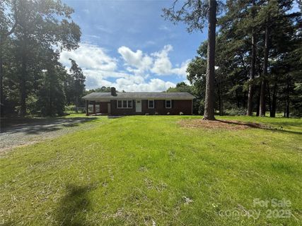 208 Winter Street sold home in Cardinal Estates, Richfield, NC