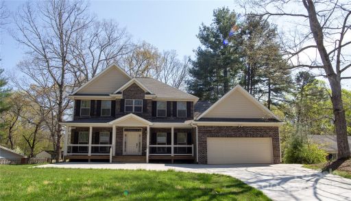 286 Foxcroft Drive sold home in Bent Creek, Asheville, NC