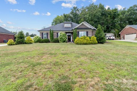 203 Poplins Grove Church Road sold home in College Park, Albemarle, NC