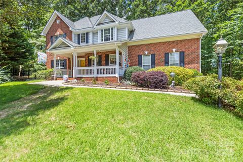 171 Highland Woods Court sold home in Hunters Bluff, Denver, NC