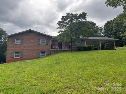 356 Lucky Hollow Road sold home in Lakemont Park, Hickory, NC