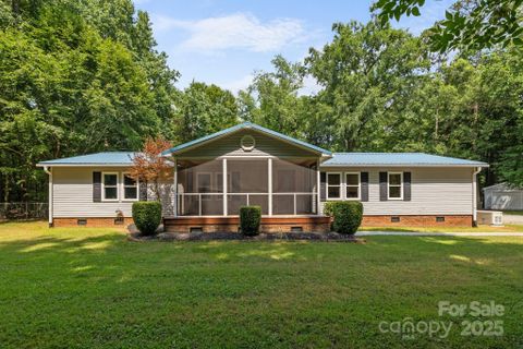 7011 S Providence Road sold home in Providence Pines, Waxhaw, NC