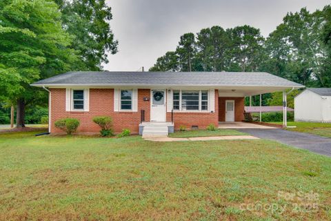 126 E Parkwood Street sold home in Craig Heights, Stanley, NC