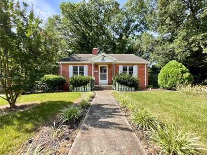 310 E Houston Street sold home in Historic District, Monroe, NC