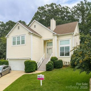 220 Holmes Court sold home in Poplar Woods, Concord, NC