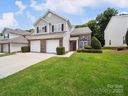 12415 Stratfield Place Circle sold home in Pineville, SC