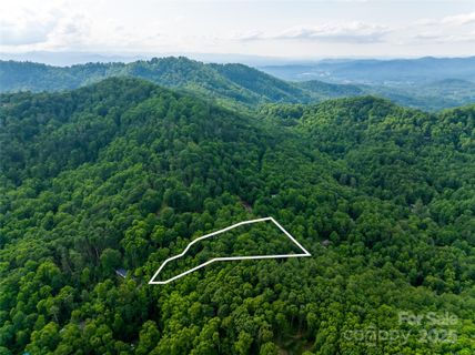 9999 White Oak Gap Road sold home in Foxfire, Asheville, NC