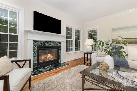 2919 Shady Reach Lane
