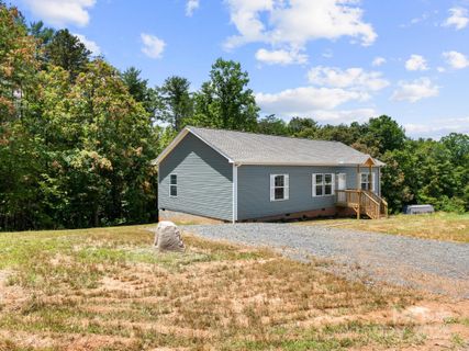 207 Walnut Branch Road sold home in Wilson Estates, Weaverville, NC
