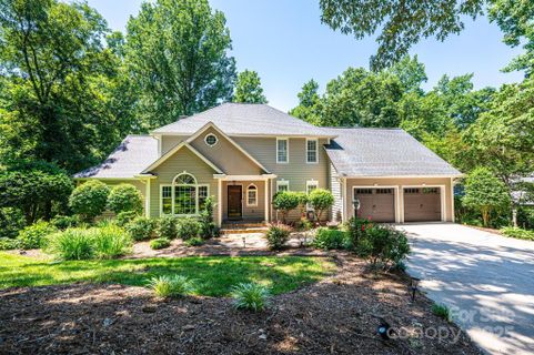 841 16th Avenue Lane sold home in Forest Park, Hickory, NC