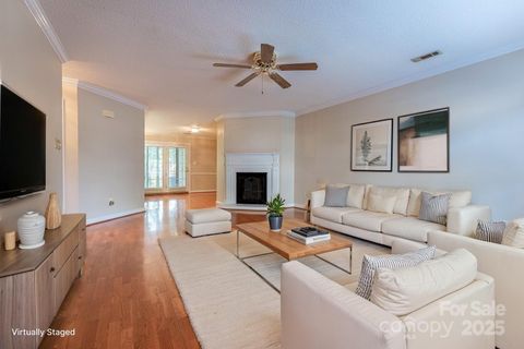 1735 Robinwood Road sold home in Hudson Oaks, Gastonia, NC