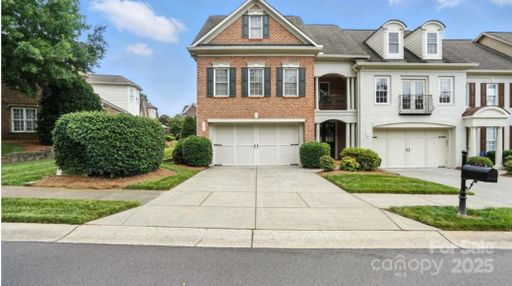 11724 Easthampton Circle