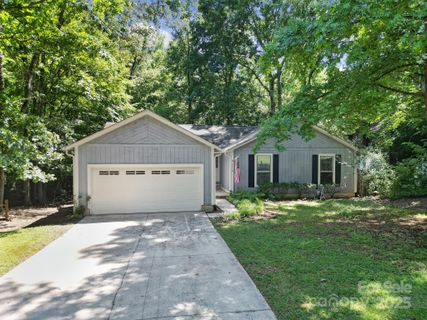 8416 Rittenhouse Circle sold home in High Timbers, Charlotte, NC
