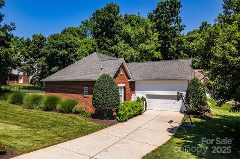 2124 Congress Court sold home in Salem Creek, Kannapolis, NC