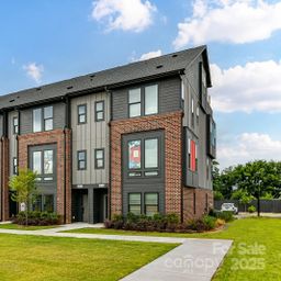 3006 Khan Park Drive