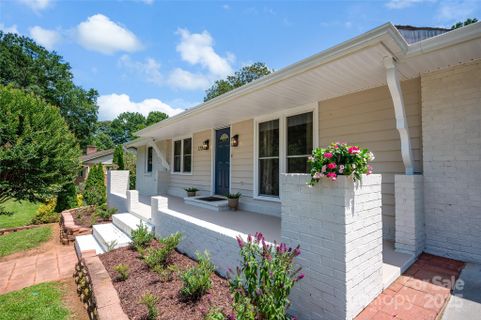 172 Wildwood Loop sold home in Wildwood Park, Statesville, NC