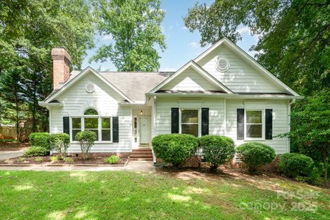 975 Pine Knoll Road sold home in Edgewoods, Fort Mill, SC