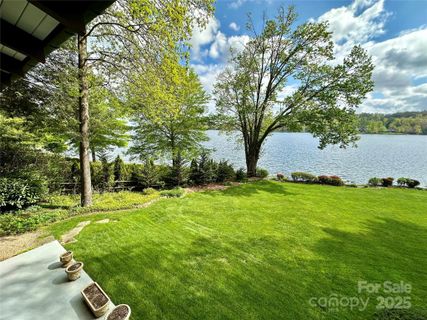 43 Chimney Point