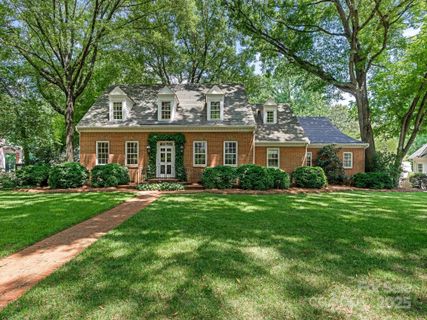 827 Museum Drive