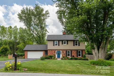 112 Underhill Road sold home in Brookland Manor, Hendersonville, NC