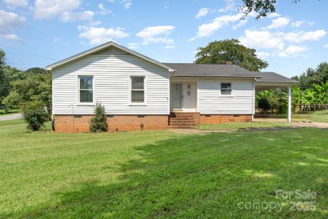4816 Buckeye Lane sold home in Cedar Grove, Gastonia, NC