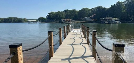 126 Aqua Drive sold home in Lakeview Shores, Mooresville, NC
